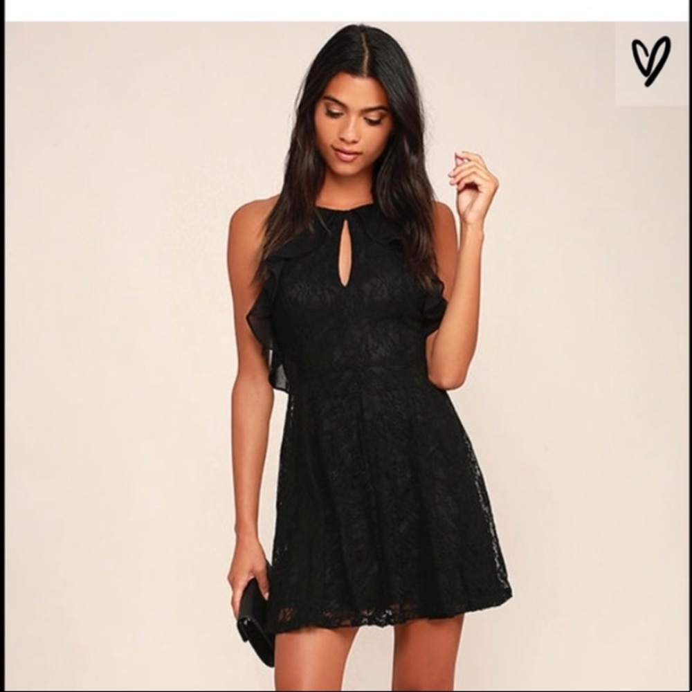 Lulu’s Black lace cocktail dress size small